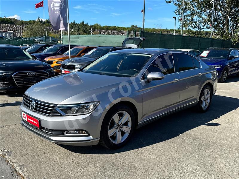 Volkswagen PASSAT 2018 83.065 km