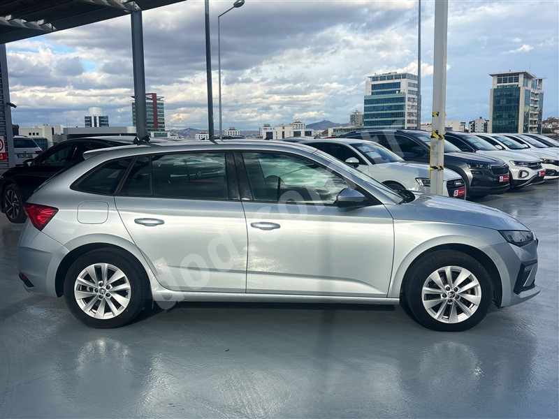 Skoda SCALA 2024 66.172 km 4