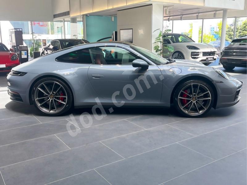 Porsche 911 CARRERA 4S 2023 800 km 4