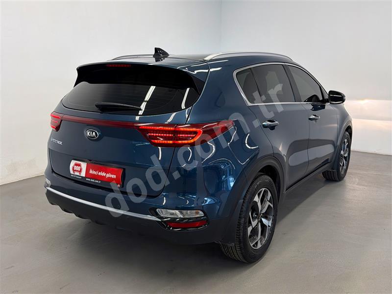 Kia SPORTAGE 2021 84.415 km 5