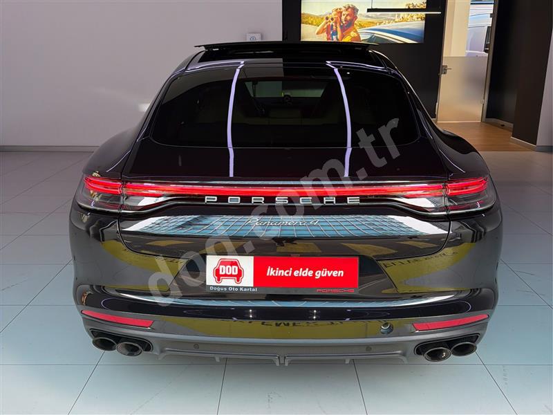 Porsche PANAMERA 4 2022 59.630 km 6