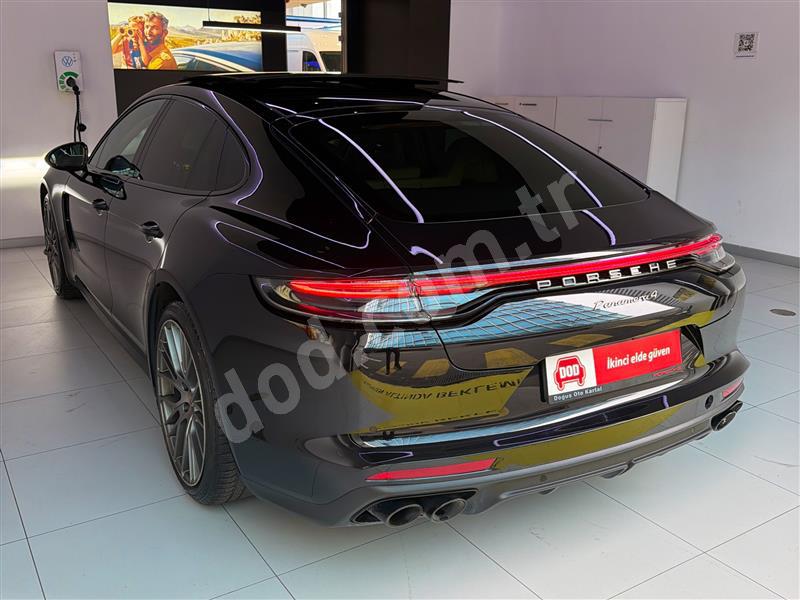 Porsche PANAMERA 4 2022 59.630 km 7