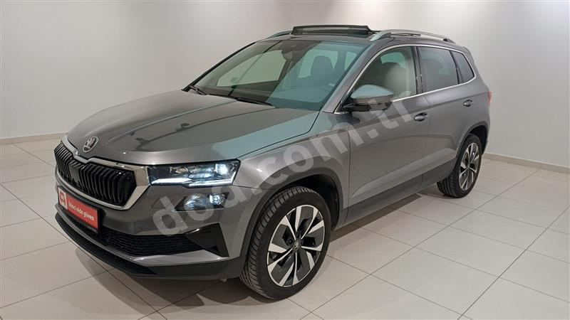 Skoda KAROQ 2025 19.670 km