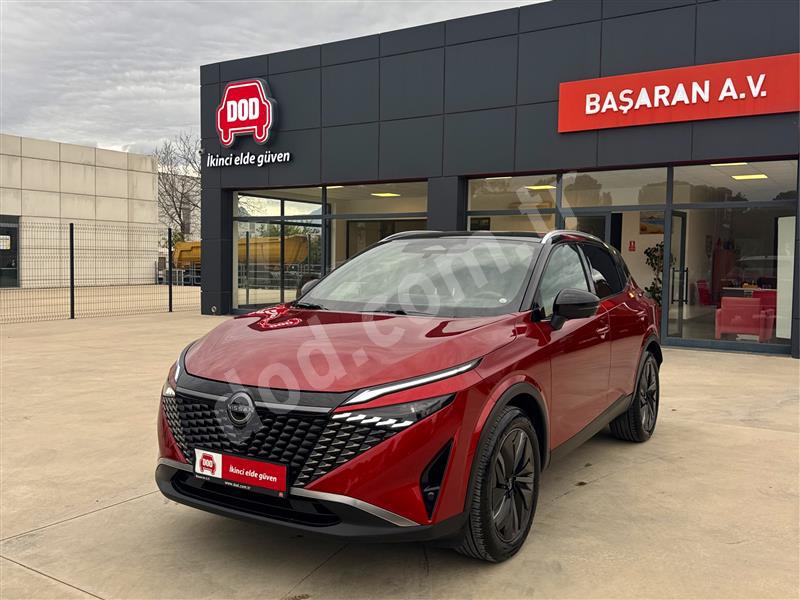 Nissan QASHQAI 1.3DIG-T MHEV PLATINUM 2025 25.710 km