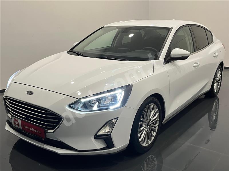 Ford FOCUS TITANIUM TDCI 120PS 2020 45.000 km 1