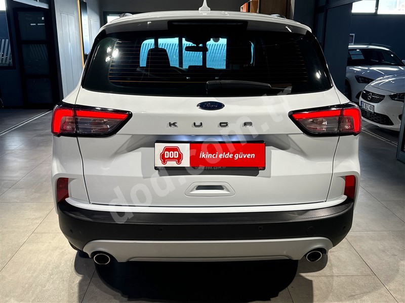 Ford KUGA 2022 104.496 km 6