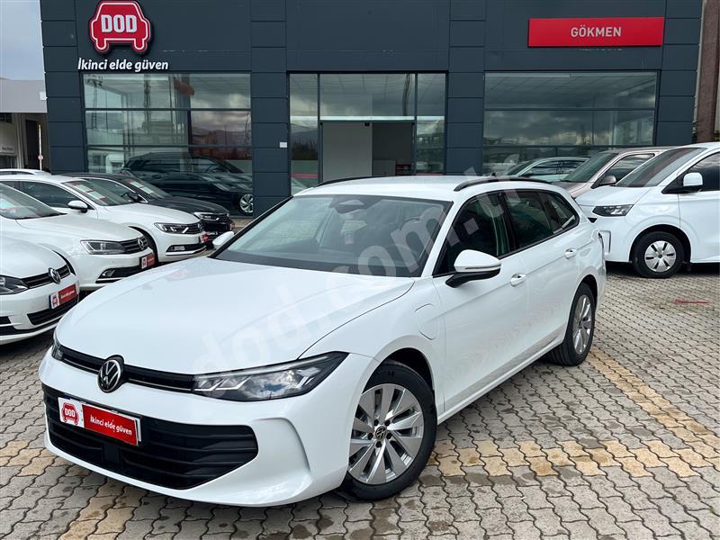 Volkswagen PASSAT 2025 6.125 km