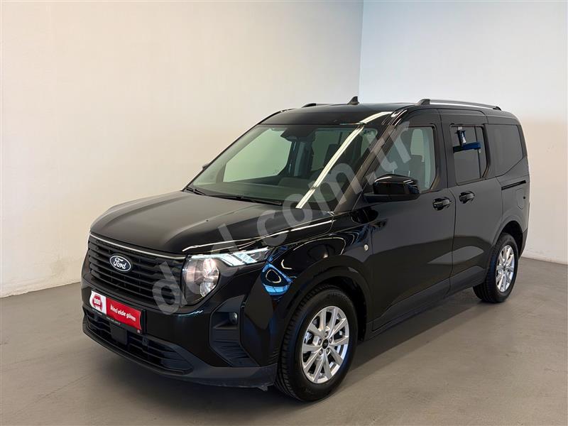Ford TOURNEO COURIER 2024 18.875 km