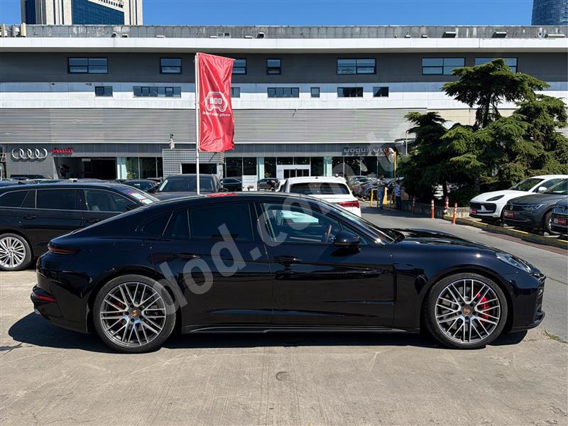 Porsche PANAMERA 4S E-HYBRID 2025 9.680 km 4
