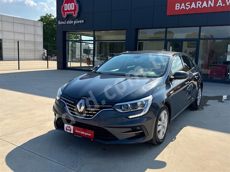 Renault MEGANE 2024 117.330 km
