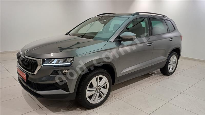 Skoda KAROQ 2025 22.665 km