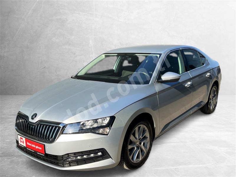 Skoda SUPERB 2021 35.579 km