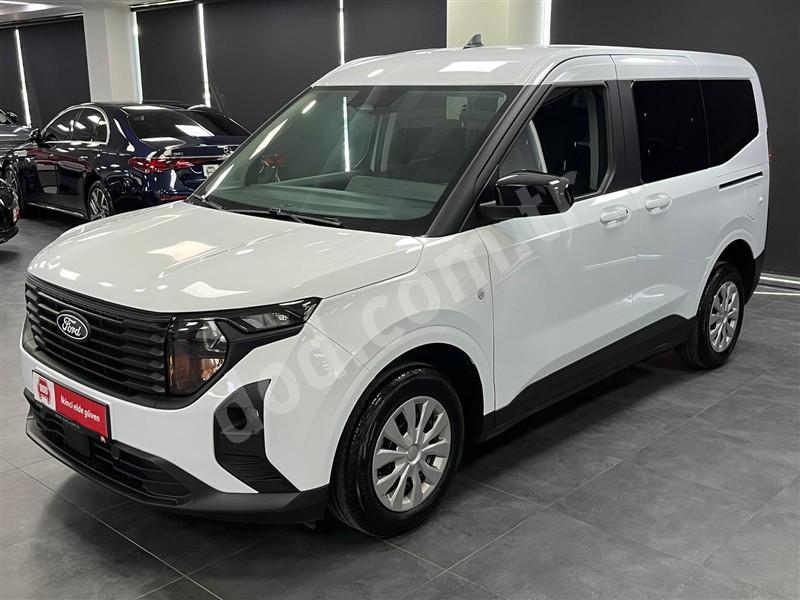 Ford TOURNEO COURIER 2025 6.100 km