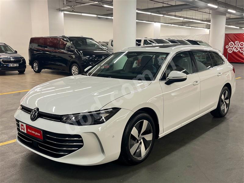 Volkswagen PASSAT 2024 38.690 km