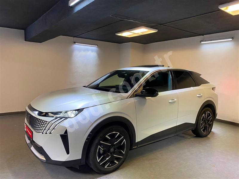Peugeot 3008 2025 35.260 km