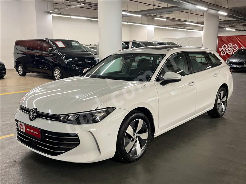 Volkswagen PASSAT 2024 37.984 km