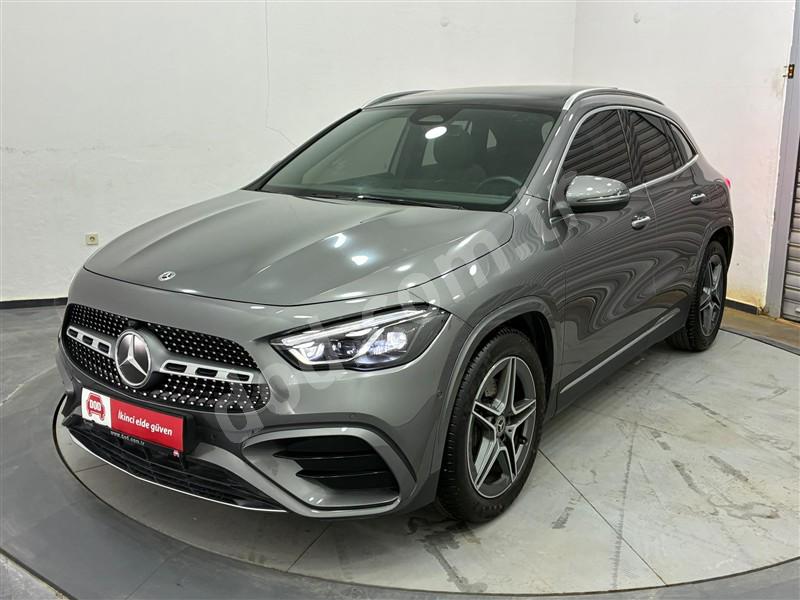 Mercedes-Benz GLA 200 2024 21.500 km 1
