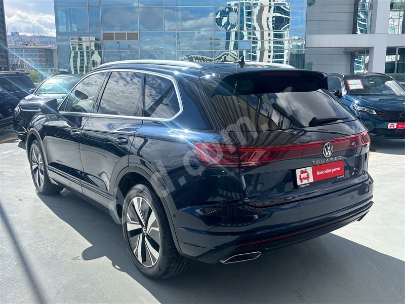 Volkswagen TOUAREG 2023 46.879 km 7