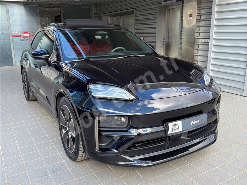 Porsche MACAN TURBO 2025 35.868 km 3