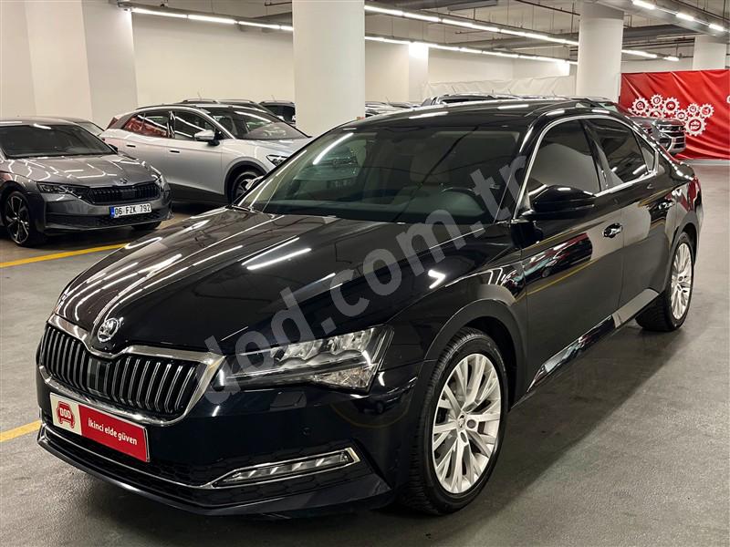 Skoda SUPERB 2022 153.802 km
