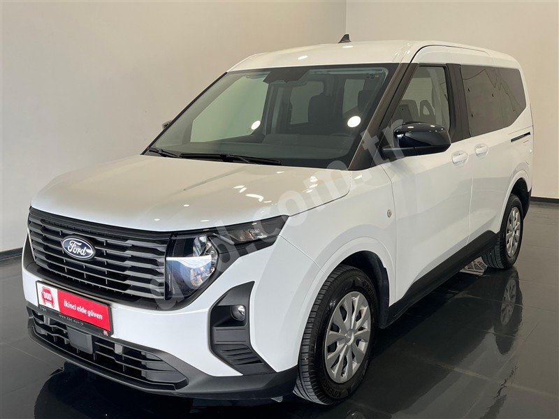 Ford TOURNEO COURIER 2025 14.339 km
