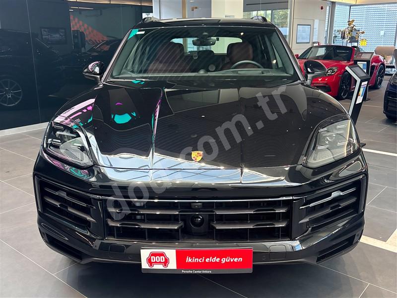 Porsche CAYENNE 2025 862 km 2