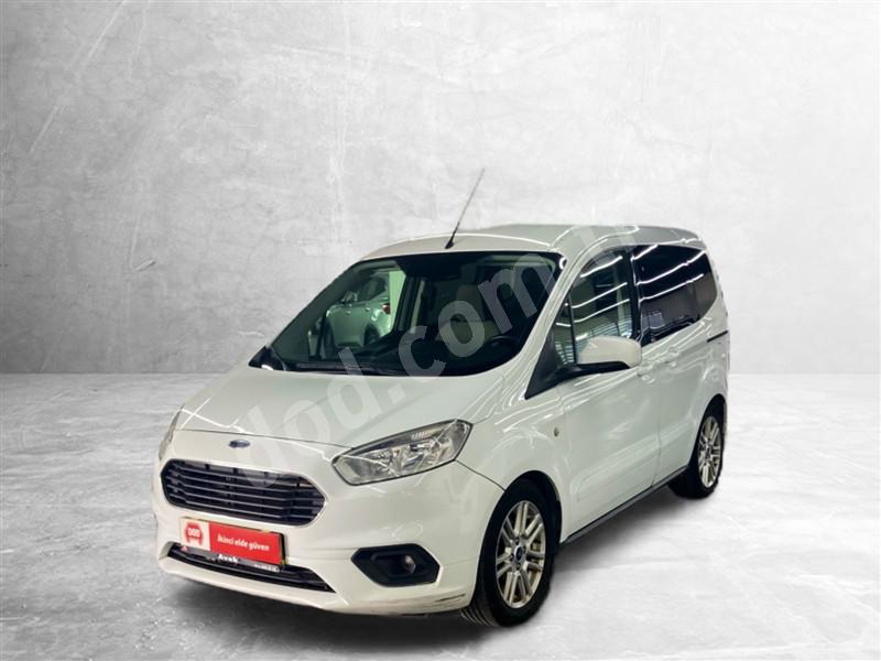 Ford TOURNEO COURIER 2023 132.176 km
