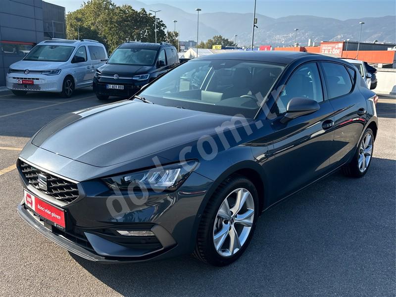SEAT SEAT LEON E-HYBRID150 2025 16.746 km