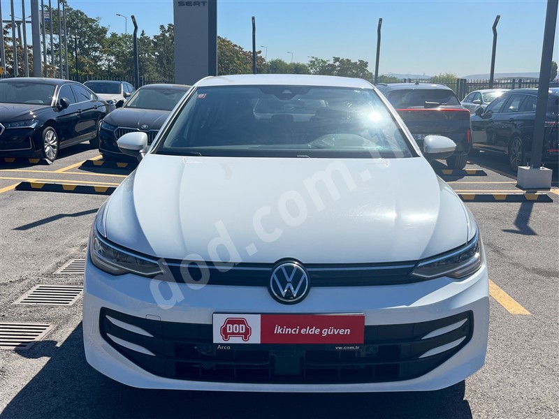 Volkswagen GOLF 2024 15.699 km 2