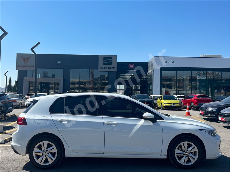 Volkswagen GOLF 2024 15.699 km 4