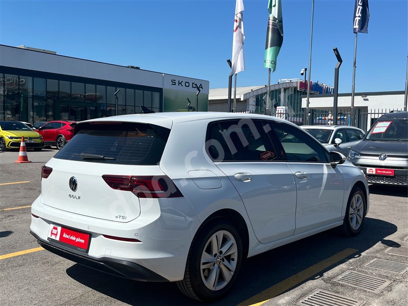 Volkswagen GOLF 2024 15.699 km 5
