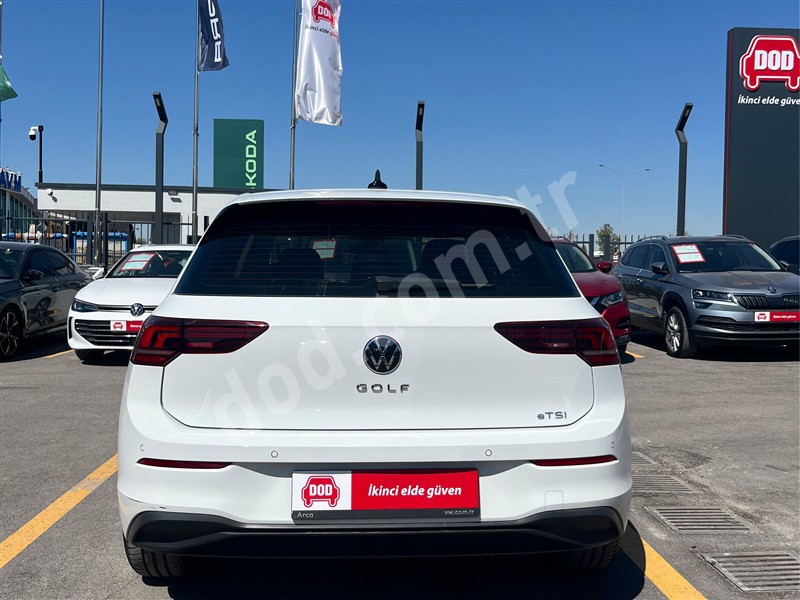 Volkswagen GOLF 2024 15.699 km 6