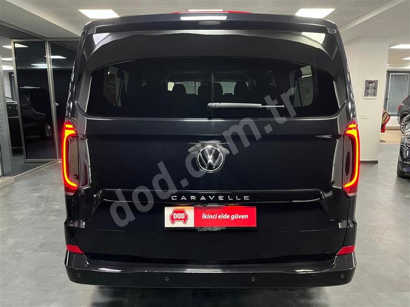 Volkswagen TRANSPORTER CARAVELLE 2025 18.355 km 6