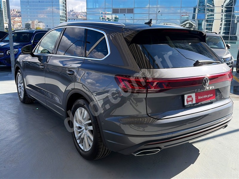 Volkswagen TOUAREG 2024 6.815 km 7