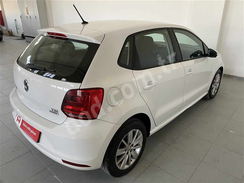 Volkswagen POLO 2016 101.766 km 4
