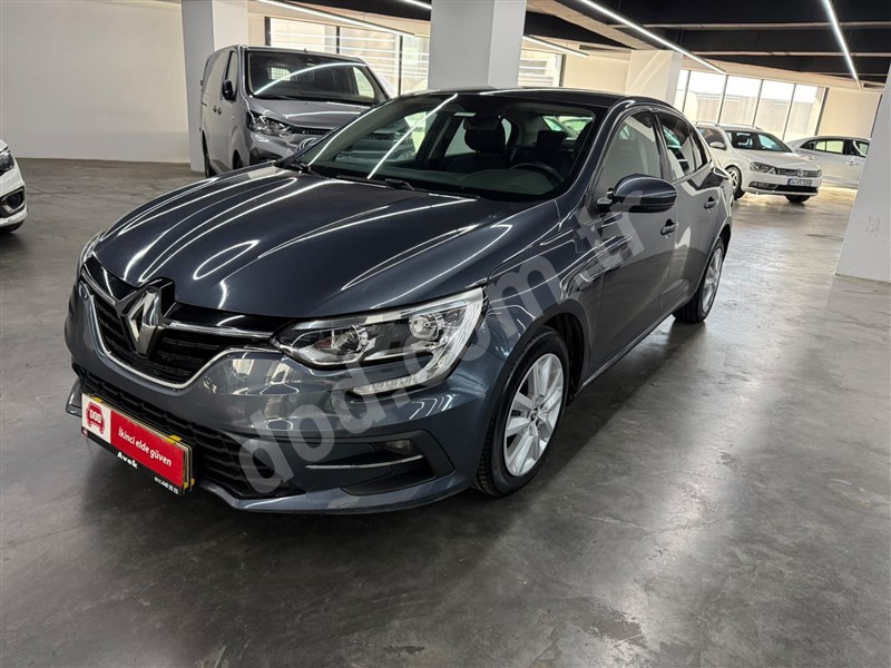 Renault MEGANE 2024 60.487 km 1