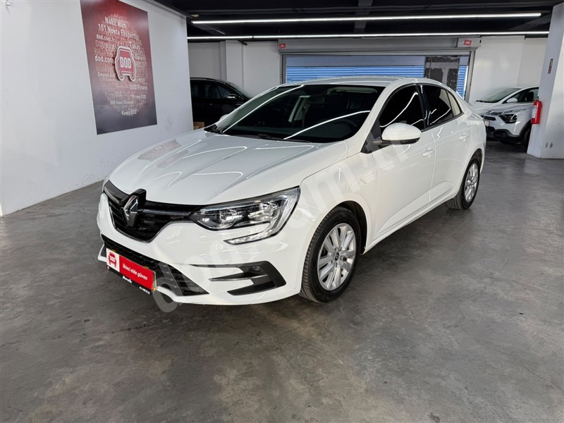Renault MEGANE 2024 75.520 km