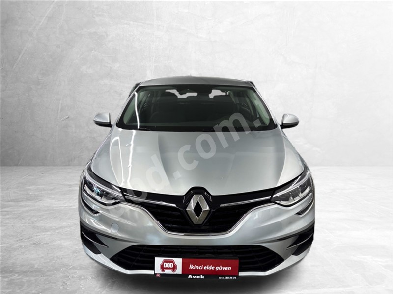 Renault MEGANE 2024 72.303 km
