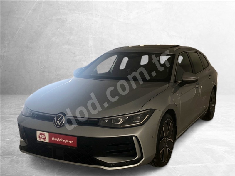 Volkswagen PASSAT 2025 14.223 km 1