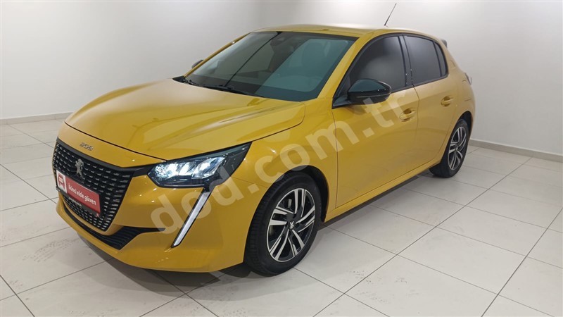 Peugeot 208 2023 24.925 km 1