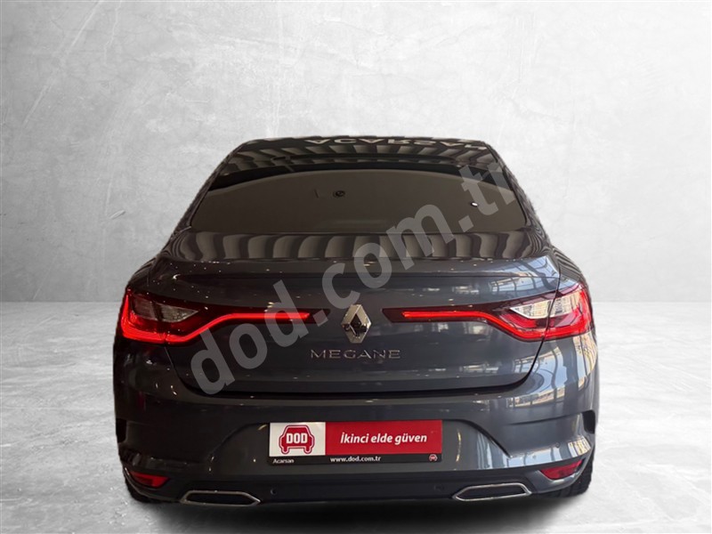 Renault MEGANE 2023 18.111 km 6