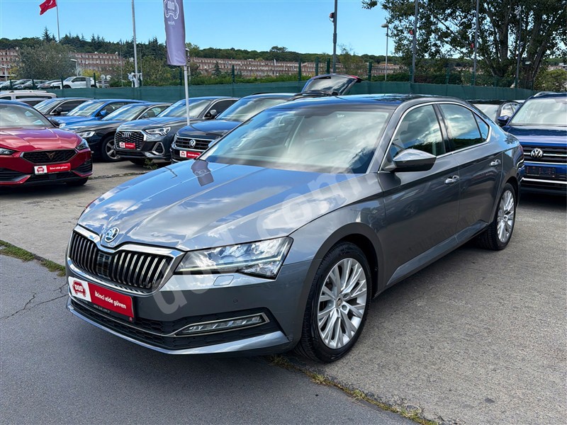 Skoda SUPERB 2023 44.700 km