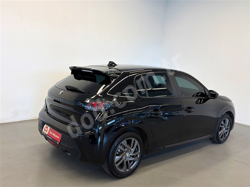 Peugeot 208 2021 74.578 km 5