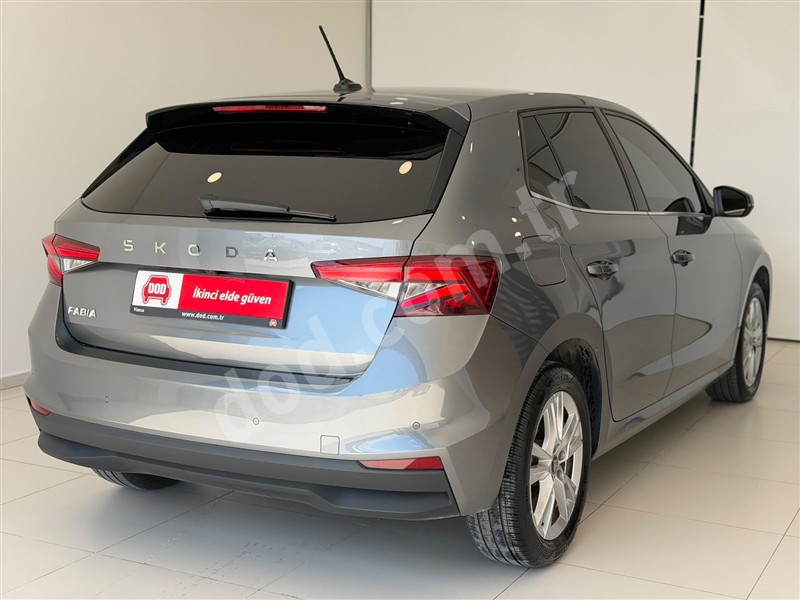 Skoda FABIA 2025 34.240 km 5