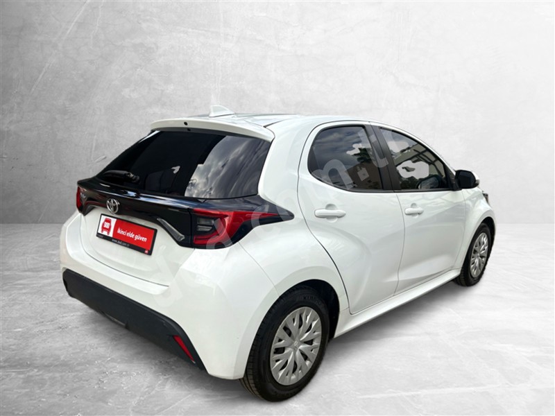 Toyota TOYOTA YARIS 2021 94.054 km 5