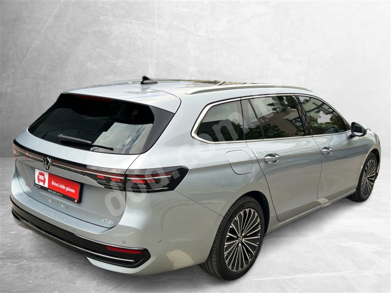 Volkswagen PASSAT 2024 58.590 km 5