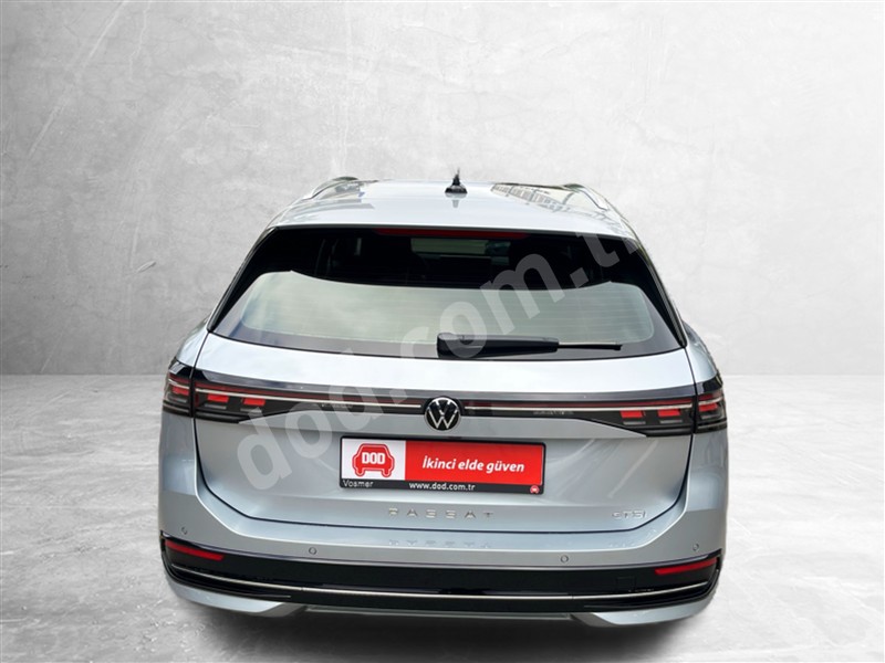 Volkswagen PASSAT 2024 58.590 km 6
