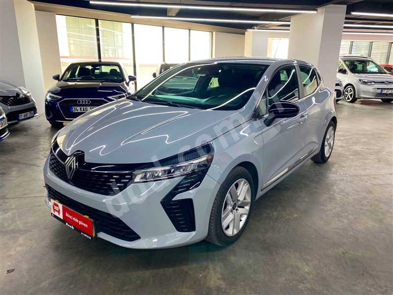 Renault CLIO 2024 69.968 km