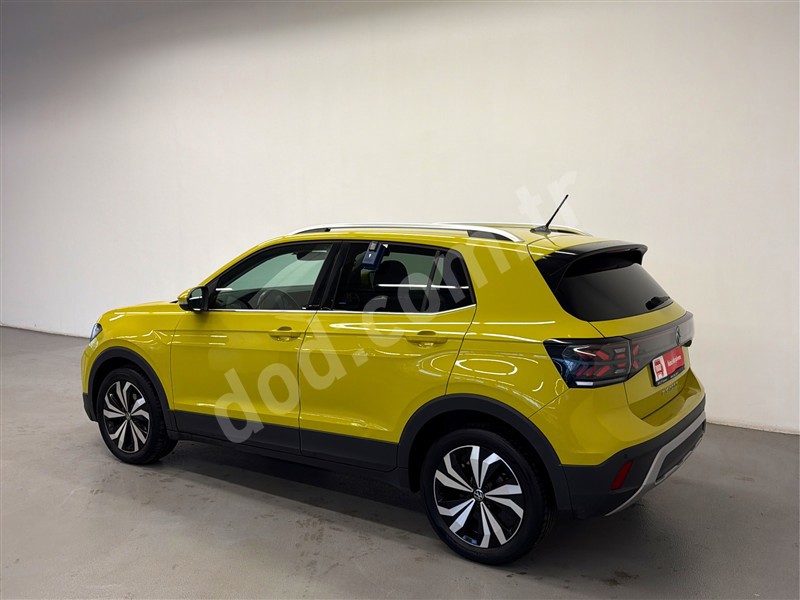 Volkswagen T-CROSS 2024 62.788 km 7