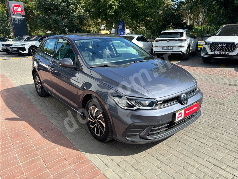 Volkswagen POLO 2023 116.840 km 3